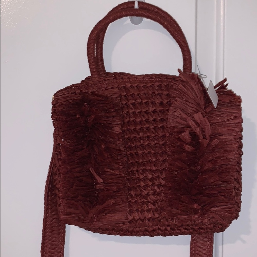 NWT Fringe Straw Bag - Picture 3 of 3